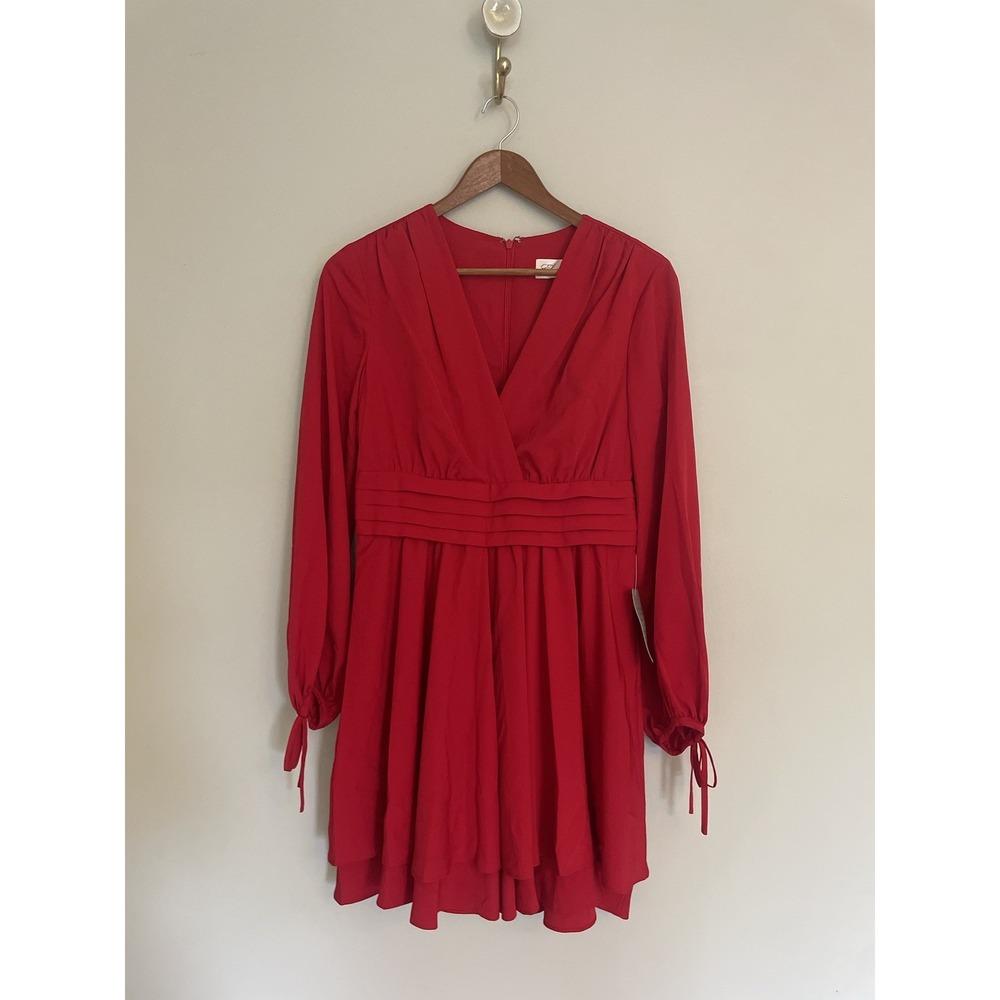 NWT. Eliza J V-Neck Crepe A-Line Lipstick Red Short Dress. 6P. Long Sleeve.